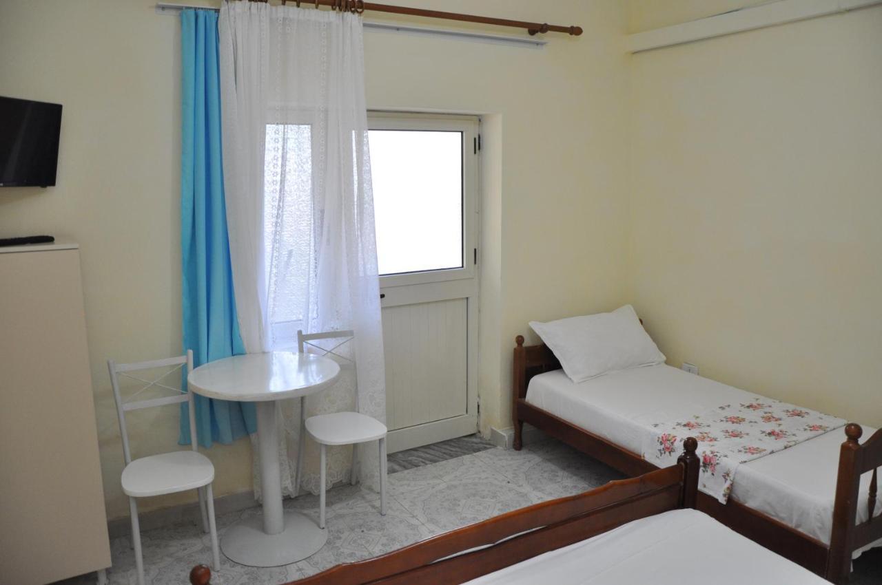 Guesthouse Novi Durrës Buitenkant foto
