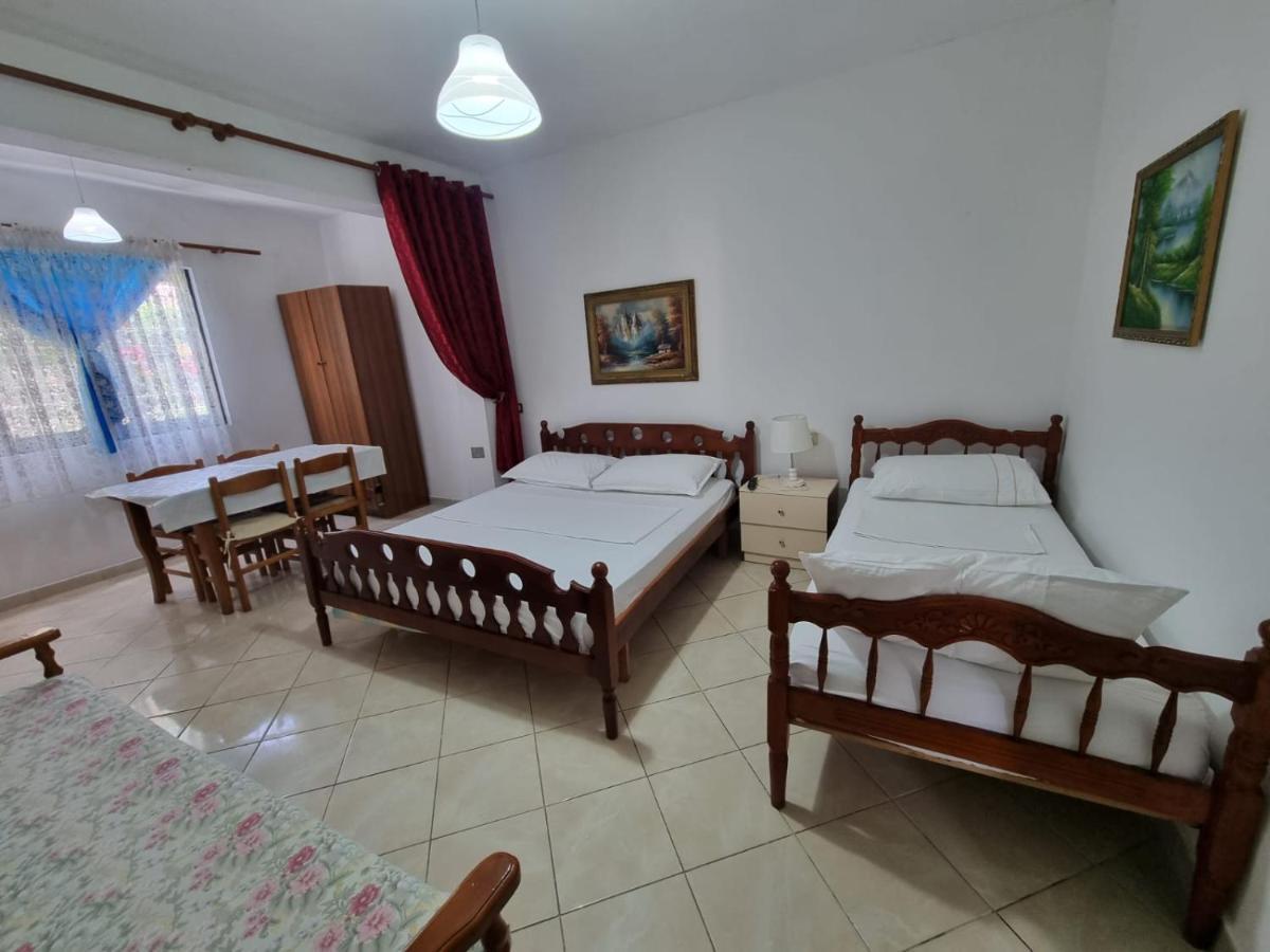 Guesthouse Novi Durrës Buitenkant foto