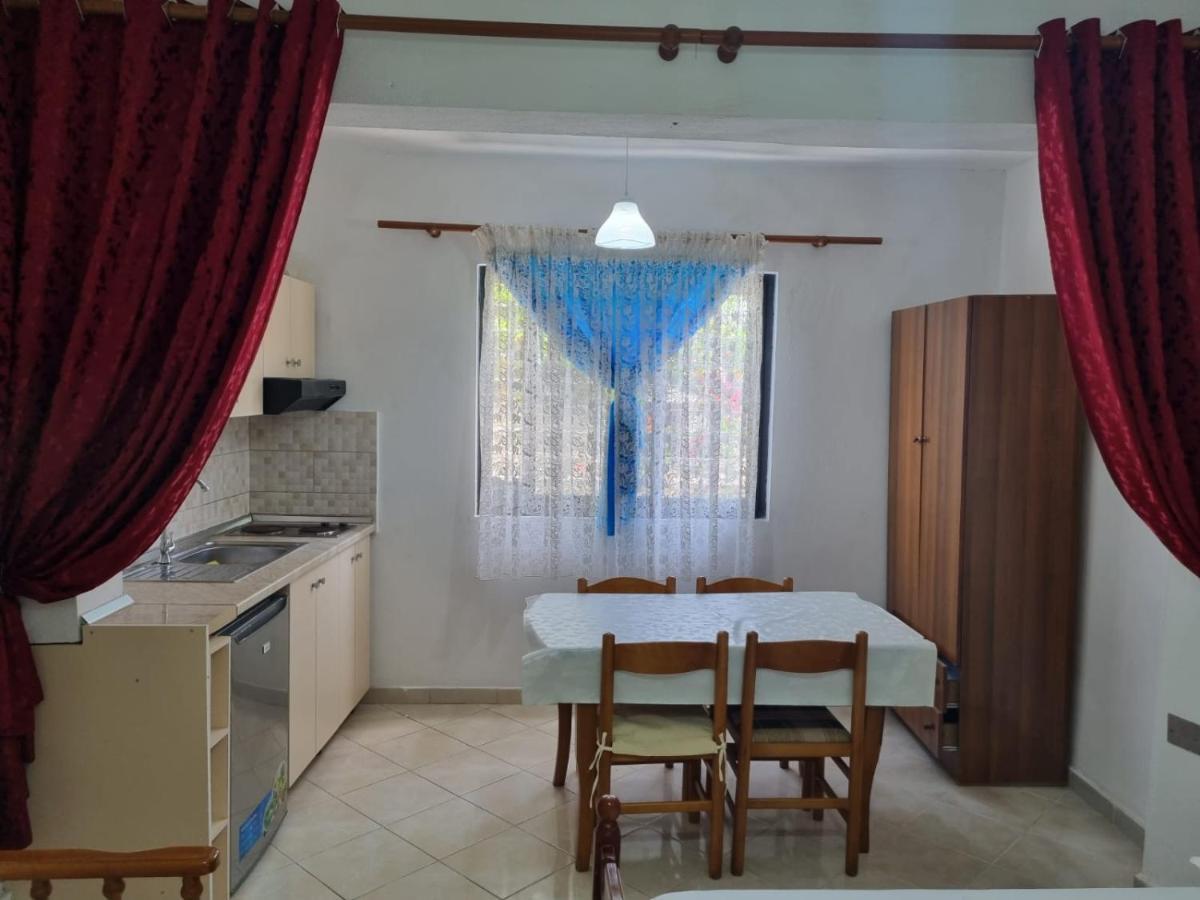 Guesthouse Novi Durrës Buitenkant foto