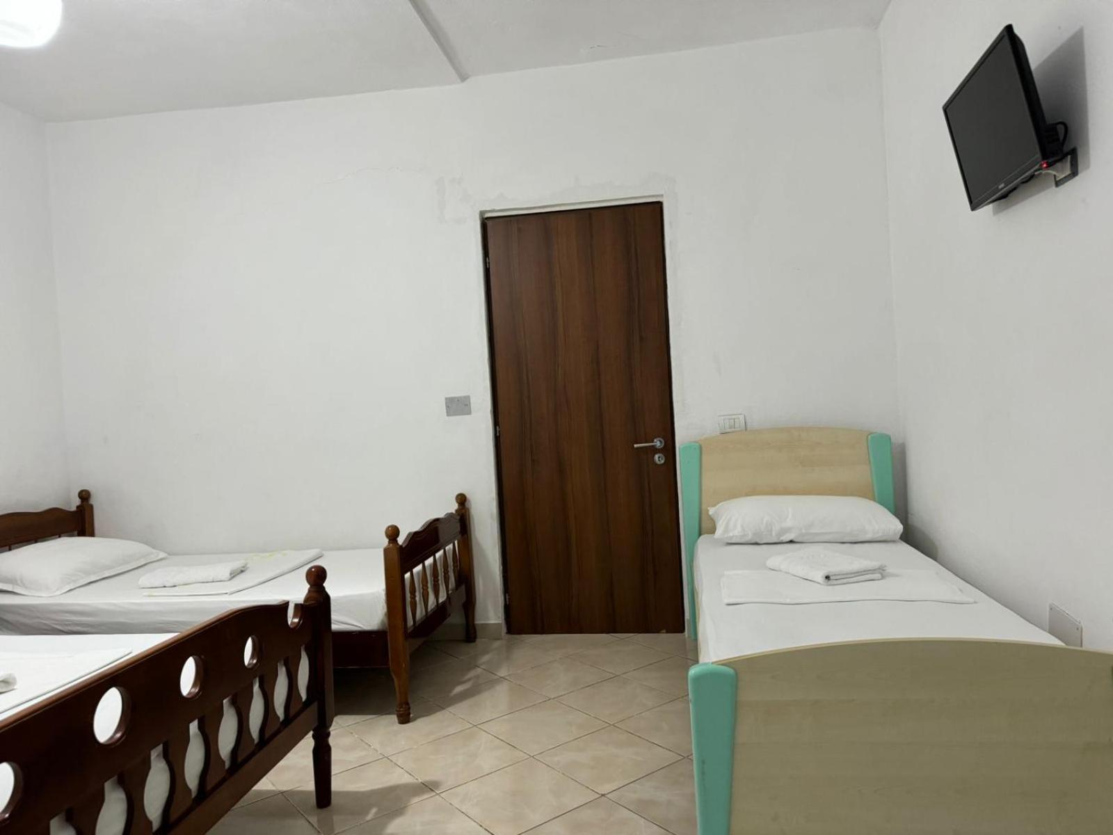 Guesthouse Novi Durrës Kamer foto