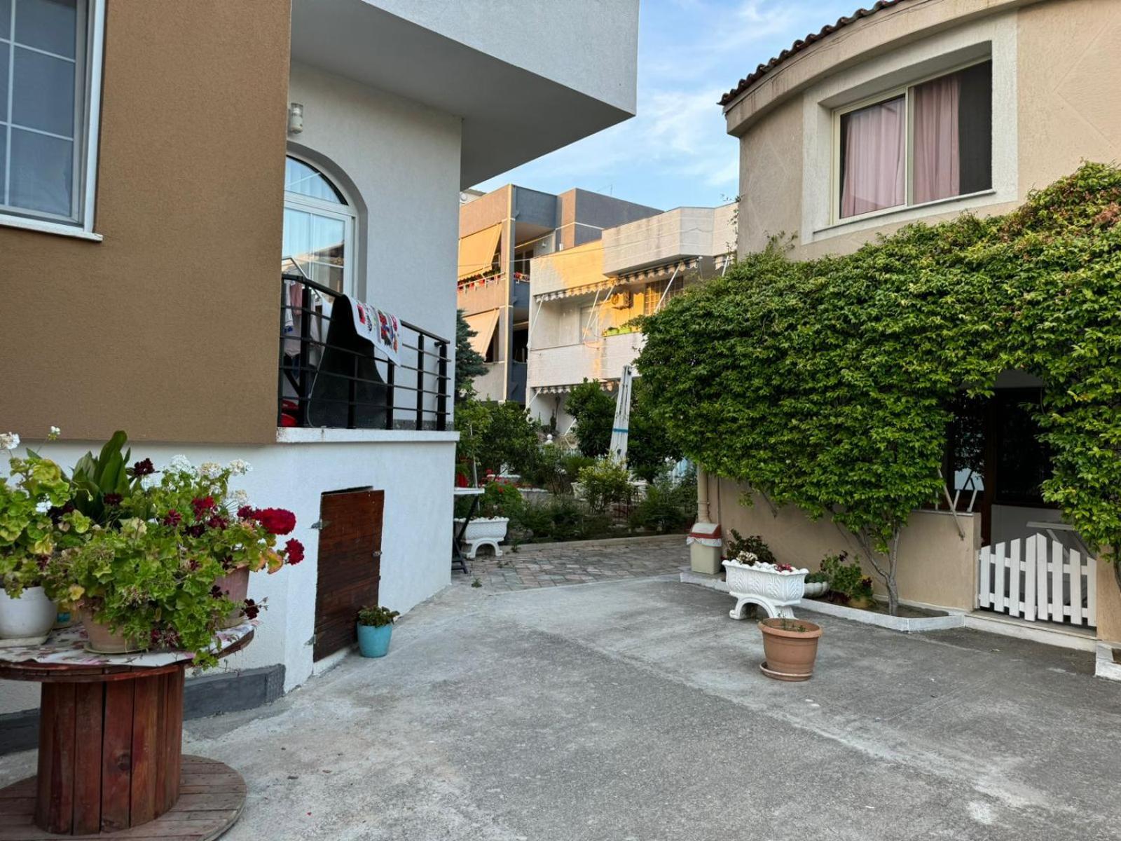 Guesthouse Novi Durrës Buitenkant foto