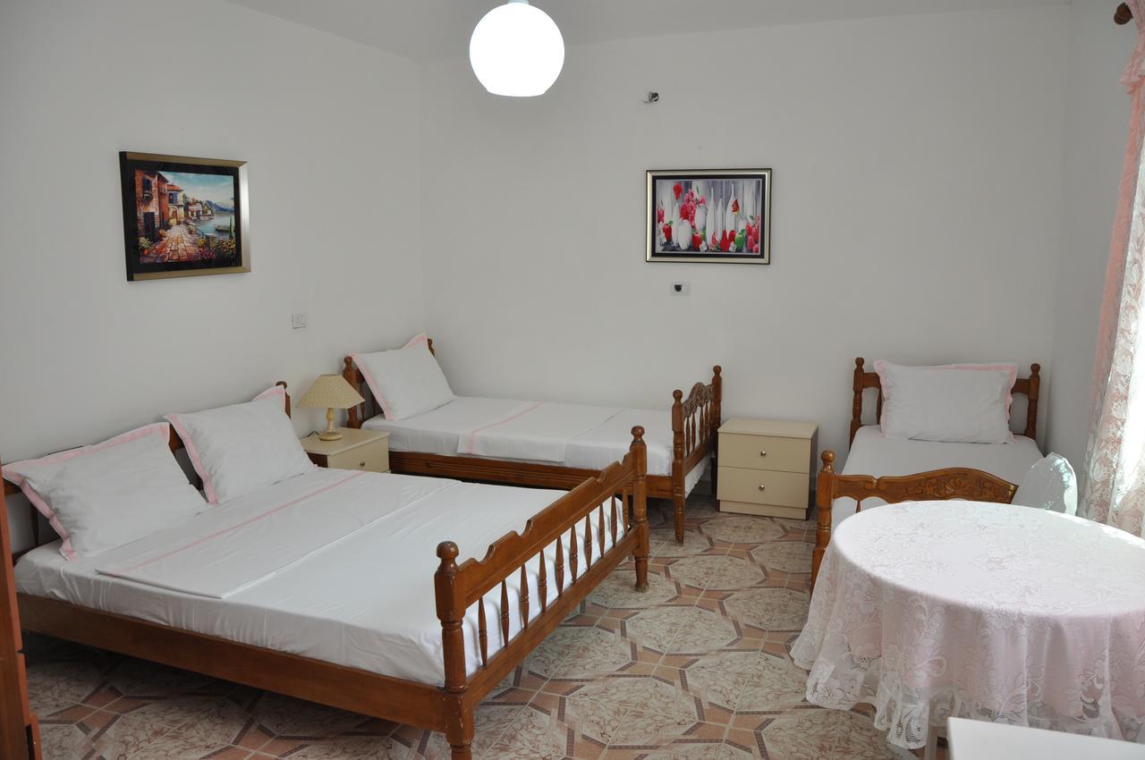 Guesthouse Novi Durrës Buitenkant foto